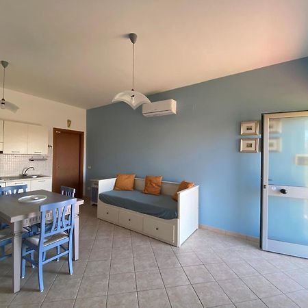 Mazze - Bilocale Con Posto Auto Lägenhet San Vincenzo Exteriör bild