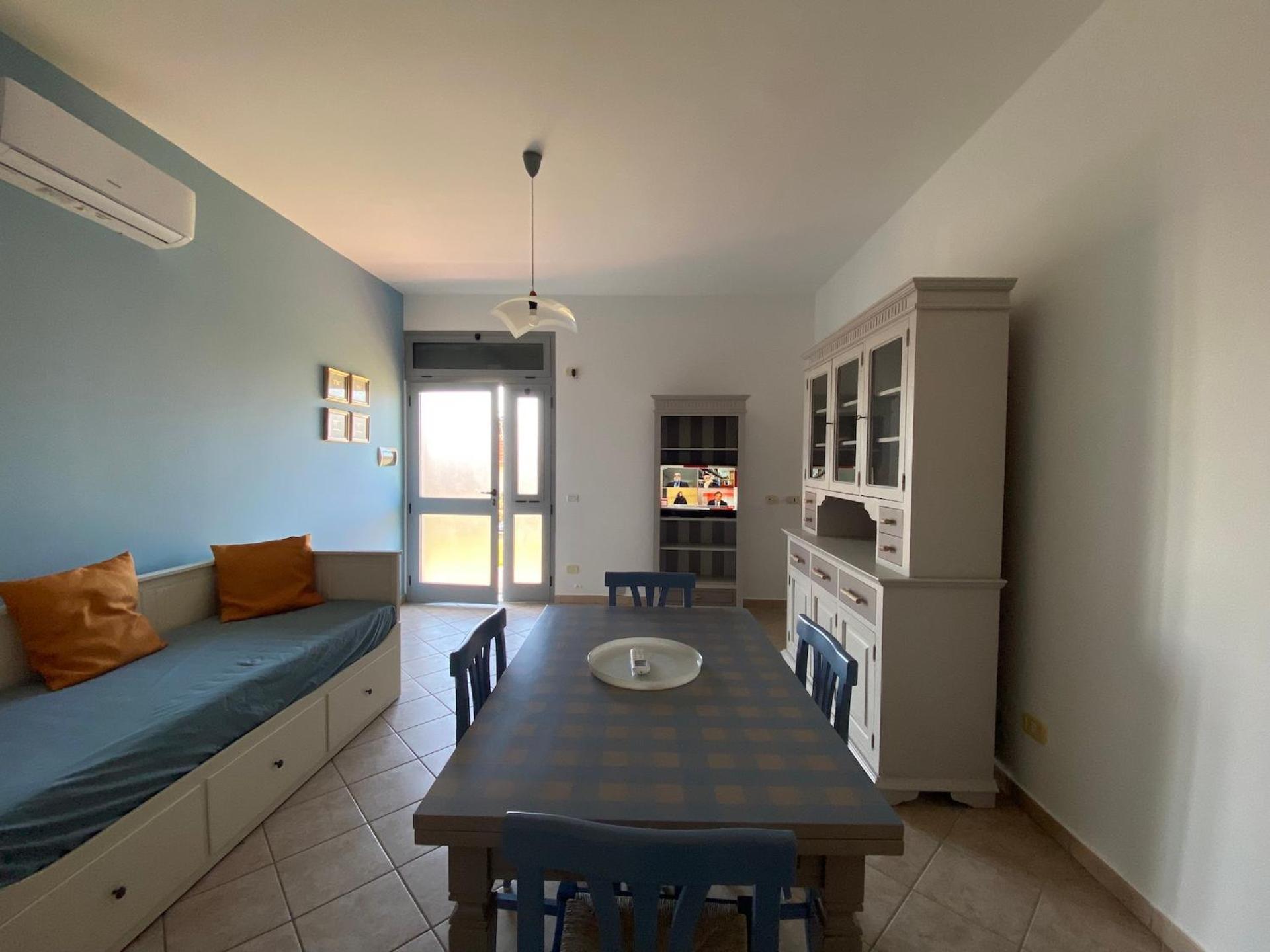 Mazze - Bilocale Con Posto Auto Lägenhet San Vincenzo Exteriör bild